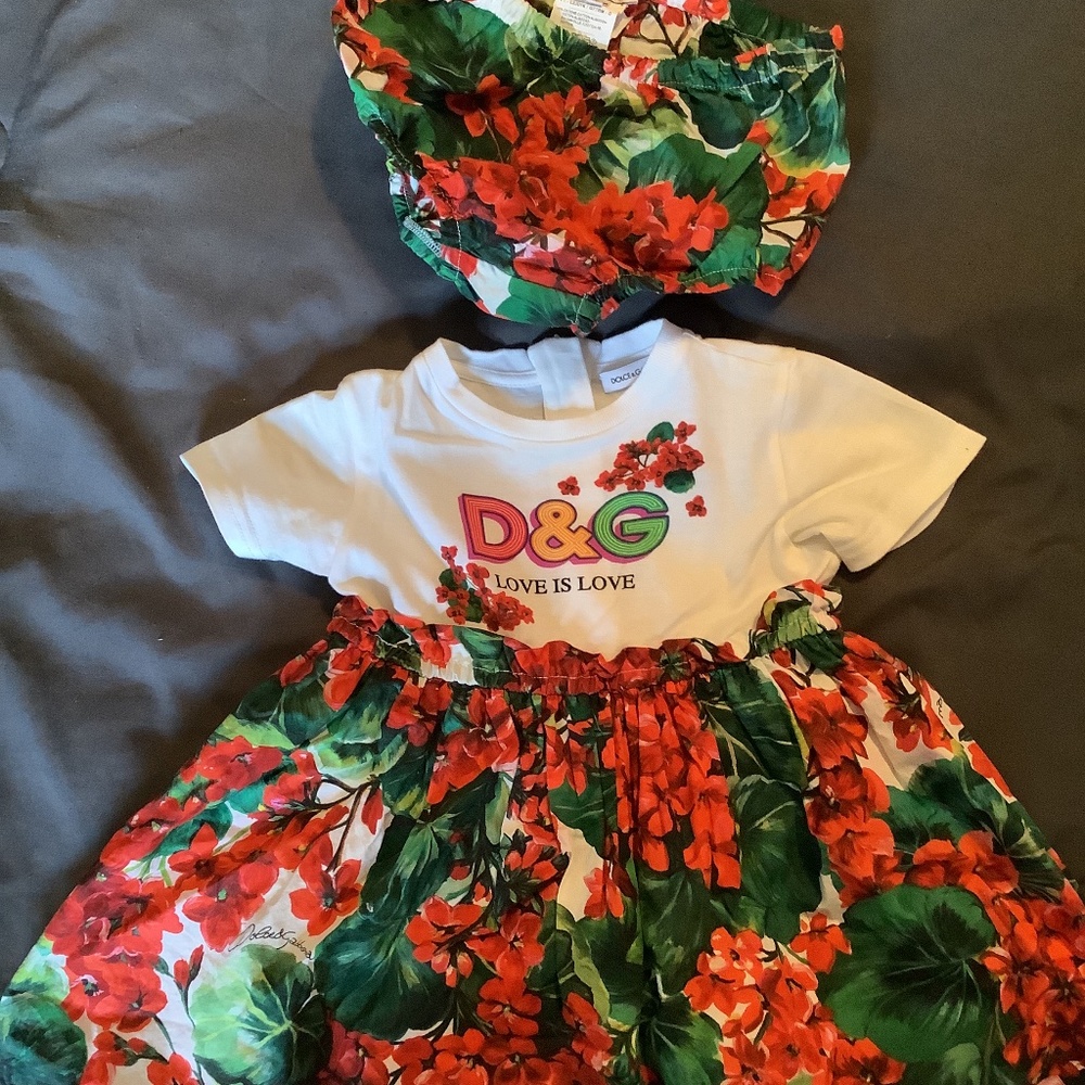 Dolce Gabbana 12 months